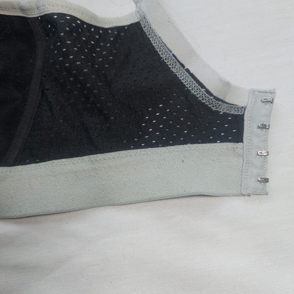 Anita Extreme Support Sports Bra, 36E - Picture 5 of 11